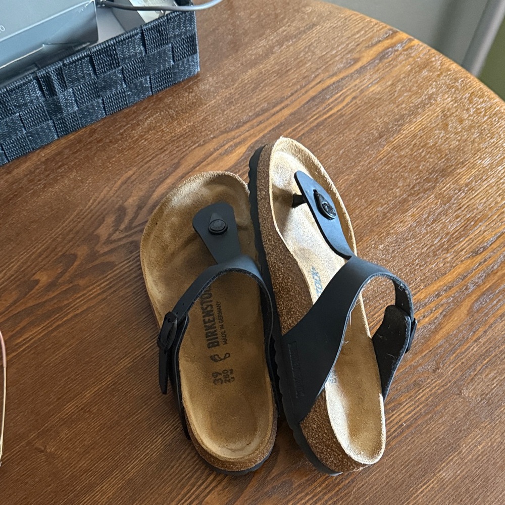 Birkenstock Black and Tan Thong Sandals